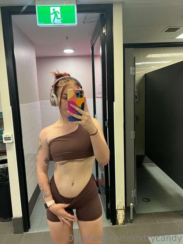 felt cute at the gym last night