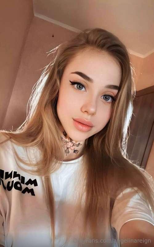 🔥𝗙𝗥𝗘𝗘 𝗢𝗡𝗟𝗬 𝗡𝗢𝗪🔥
Blondy darling is waiting for your message😇
..