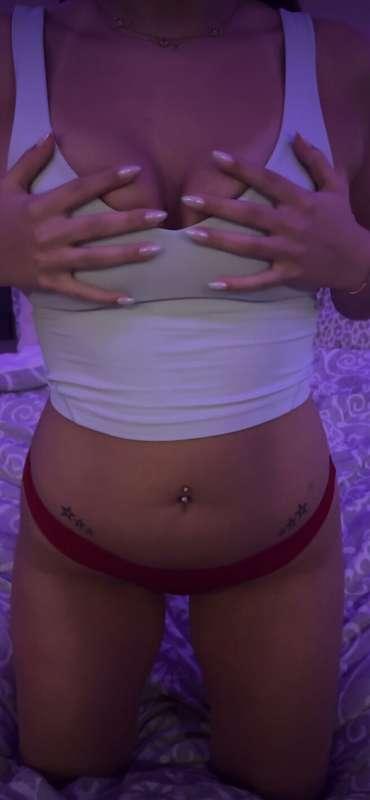 @doeeyedfreakxo💦 I post often – there’s always something new..