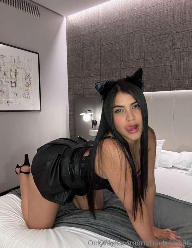 onlyfans.com/mariapaof/trial/… My hottie friend is waiting y..