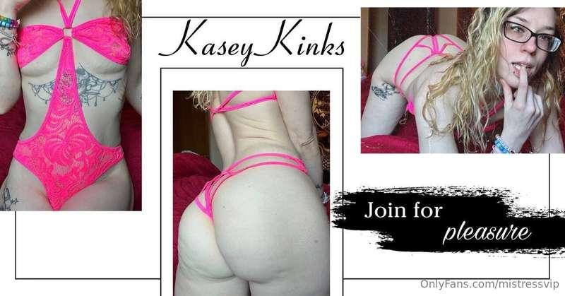 🎆🎂🎉 @kaseykinks wishes for 𝟭𝟬 𝗻𝗲𝘄 𝗰𝗼𝗰𝗸𝘀 in her DM's before i..