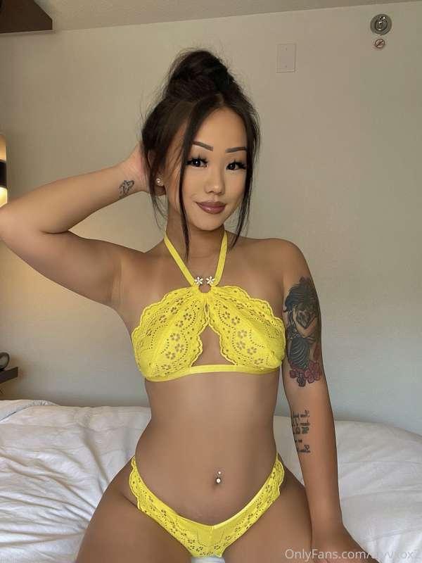 I think yellow is my color 💛🥰