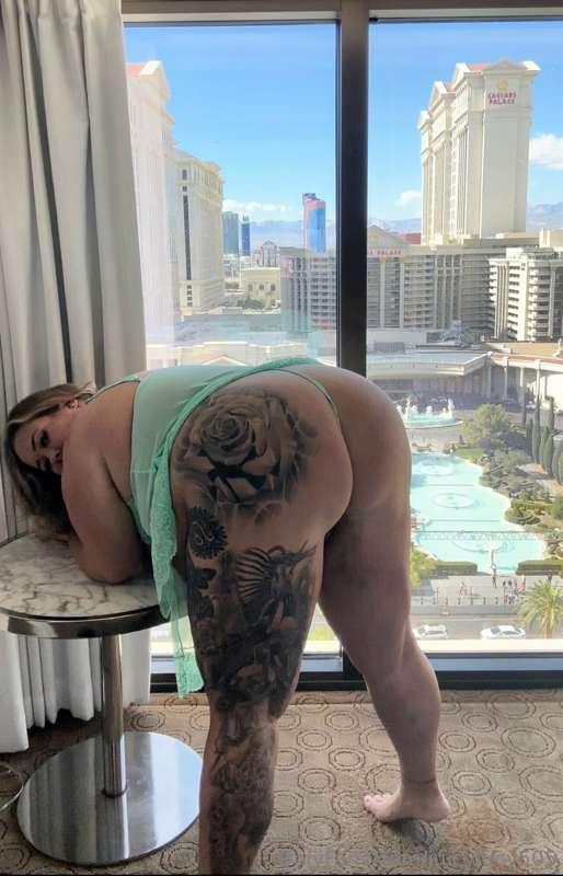 Imagine fucking me with this view!!!! 😍😈
Please make an orde..
