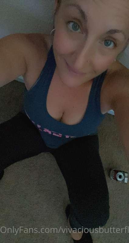 Sweat sesh done… protein and cool down feeling strong 💪🏼

 P..