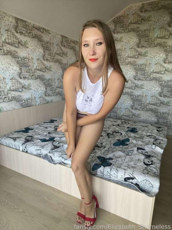 elizabeth_shameless image #1