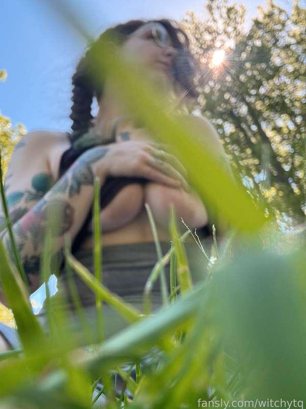 witchytq image #2