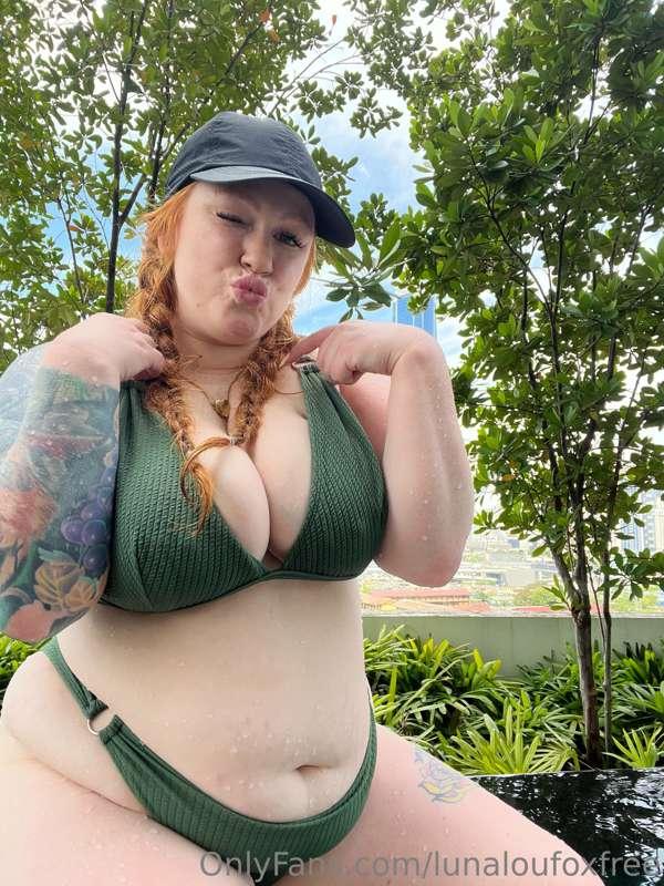 I said it and I'll say it again . SUNPROTECTION IS SEXY 🤪