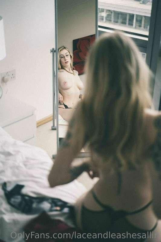 laceandleashesallin image #18