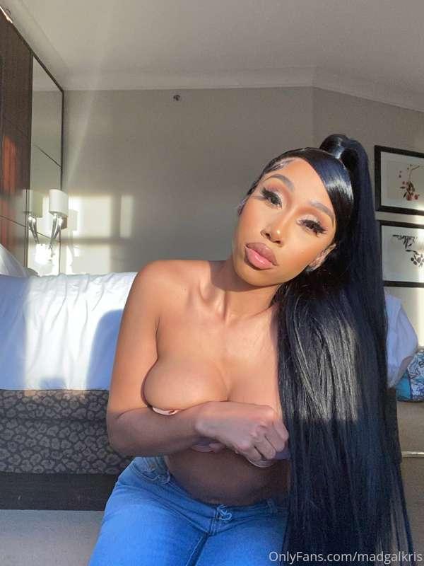 ## jus waitin on u to cum sext with me 💕