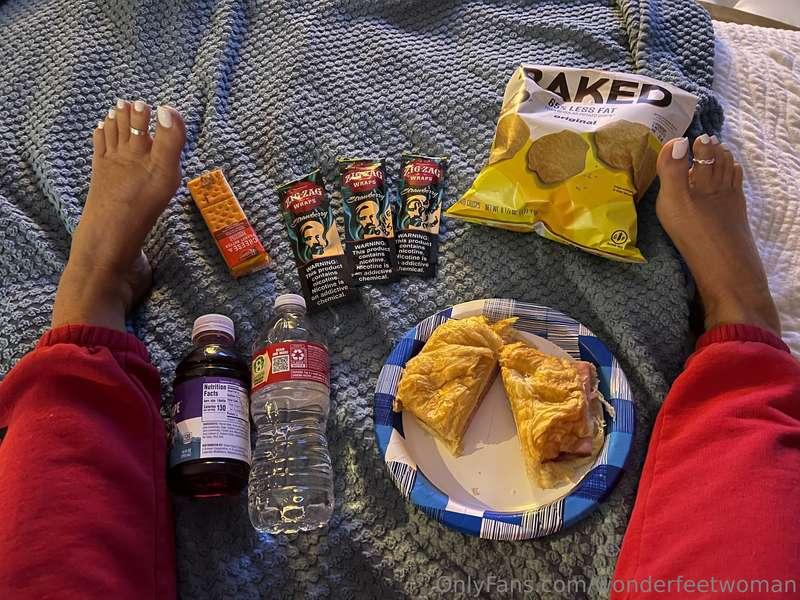 Still sick in bed with pneumonia. The medicine my doctor gav..