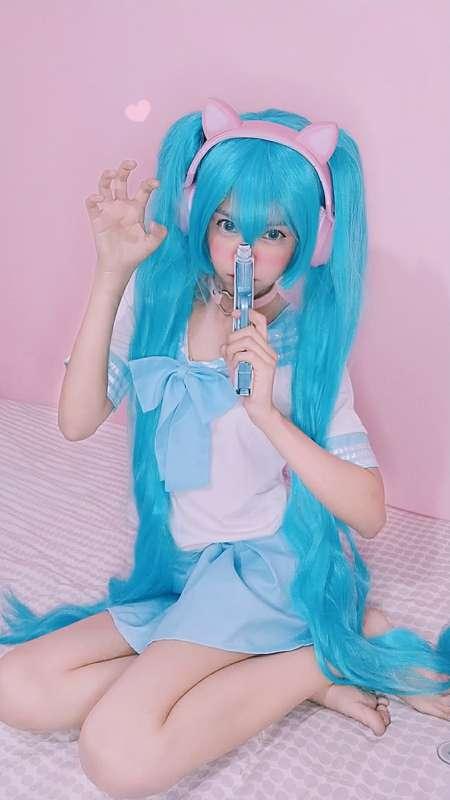 Set Marzo: Miku
