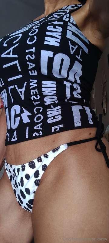 Black and white for this Wednesday 🖤🤍