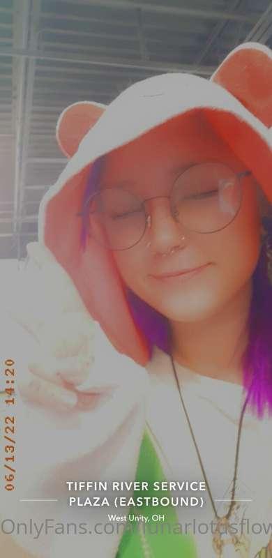 finally back from vacation!! i missed my kitties so much 🥲🥲 ..