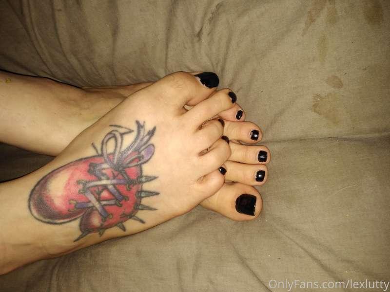 Freshly verified! Will be posting all my material here for f..