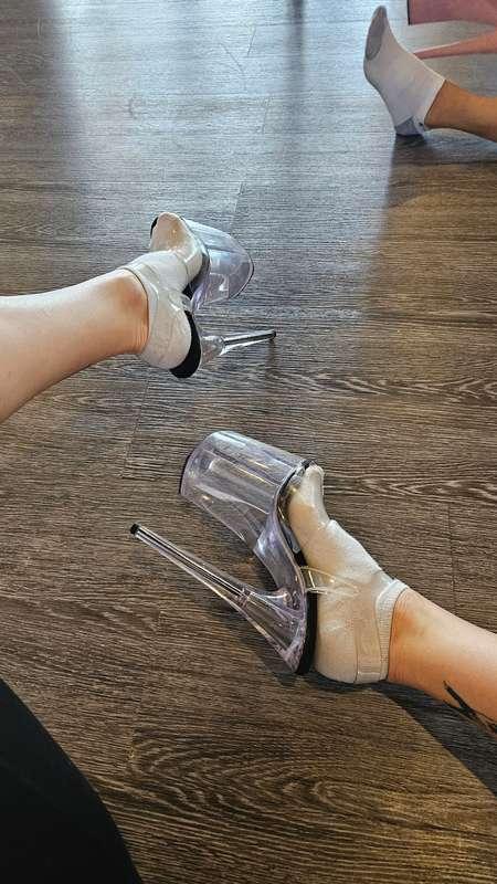 do you like stripper heels? 😏
