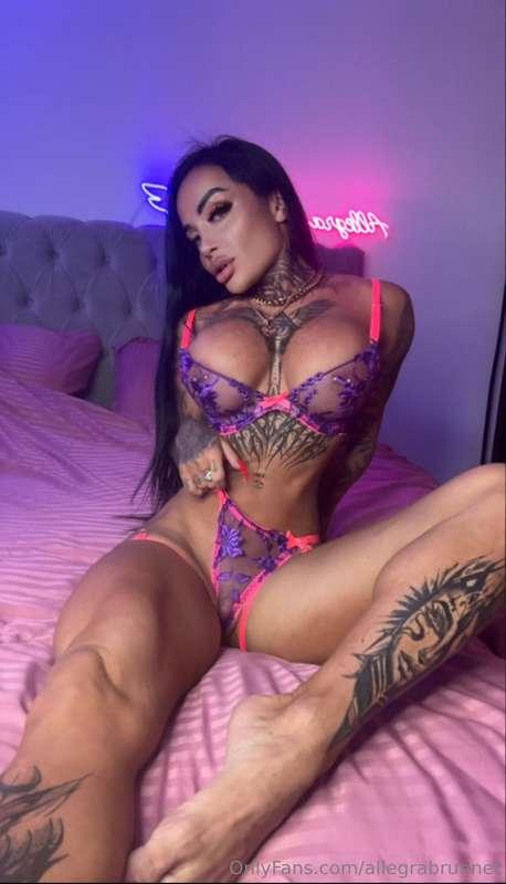 Let the lingerie speak for itself😏😈