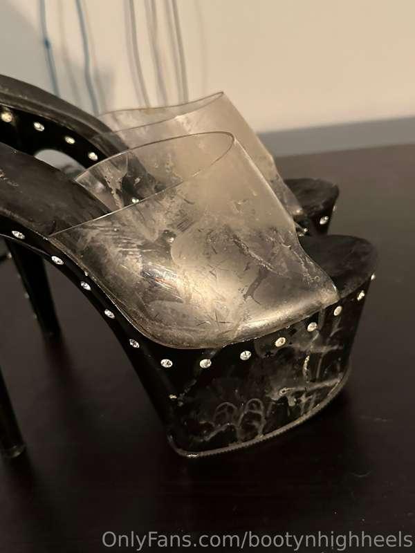 bootyhighheels image #0