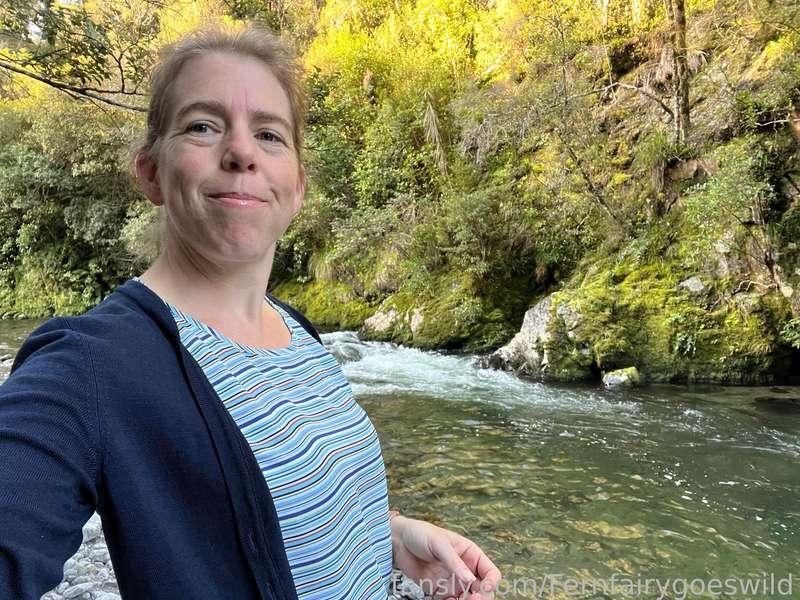 I know it’s a clothed picture but I had enough energy today to get a bit of nature time after work for the first time ever since I’ve arrived back in New Zealand!it felt soooo good! I can’t wait to get out there to shoot again soon!

#fyp #outdoors #girlnextdoor #selfie #clothed #classy