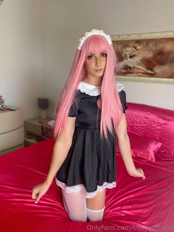 Posting a Femboy Anime Waifu picture set today and tomorrow...