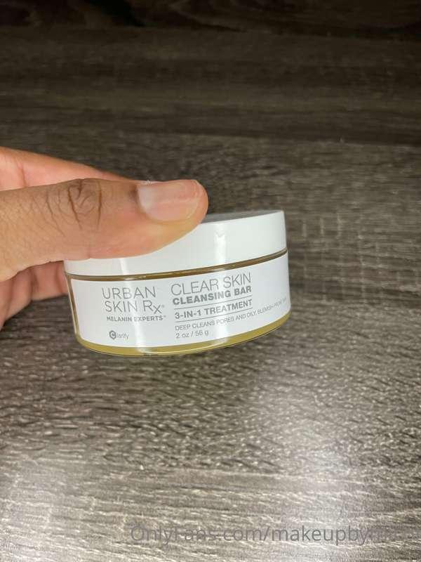 Happy Thursday!

I have changed 4my face wash because I felt..