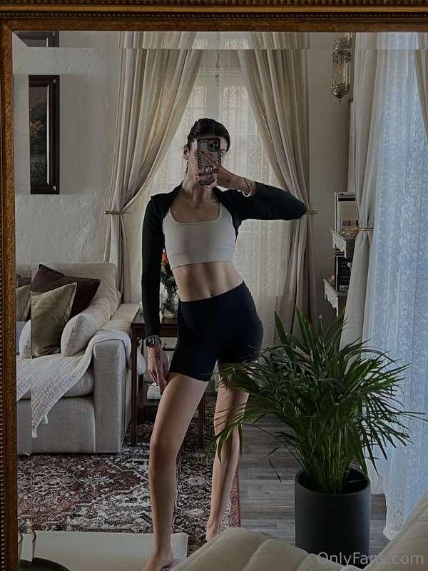 Gym clothes is so comfy