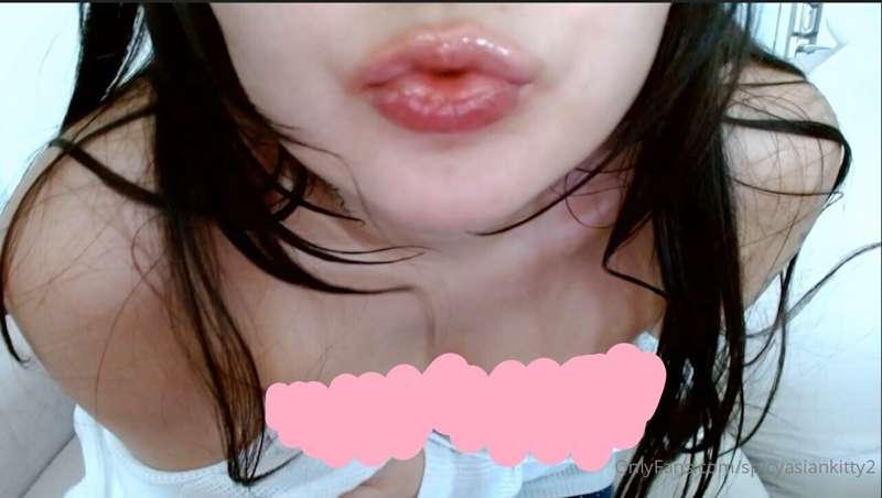 Quick picture set with many pictures for you to enjoy!

Buy ..