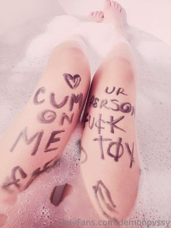 💦