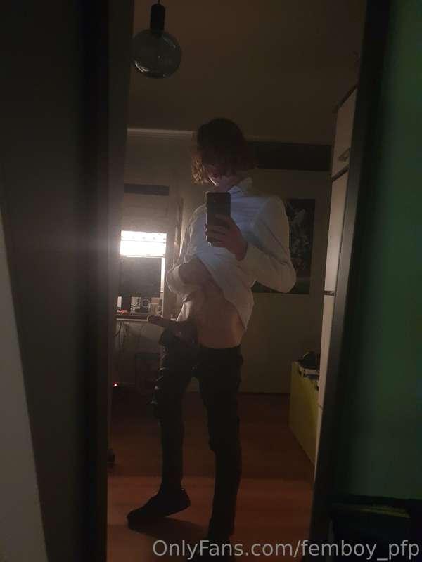 Quick post cuz i was randomly rlly horny last night