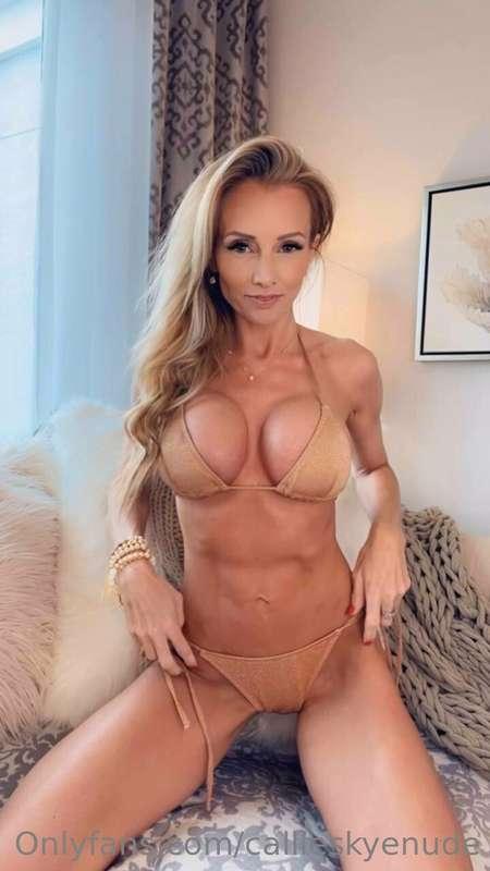🎥: 👙✨ Gold Bikini JOI 👙✨I love telling you how to handle tha..
