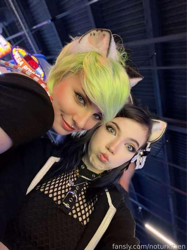 im so excited to see @reeyue  in june 😭🫶 its been so long &gt;&lt; we gonna take the bestest booty pics 