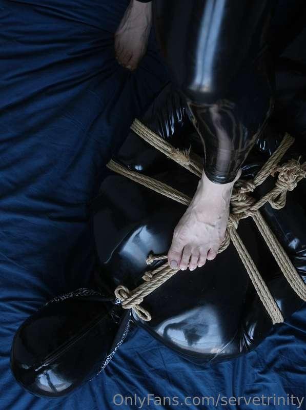 Paris with @chiennoir 💦