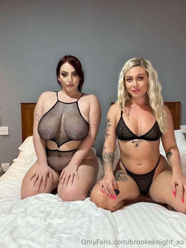 Black lingerie is always sexy? 🖤 @aj_uncensored @ajandsam