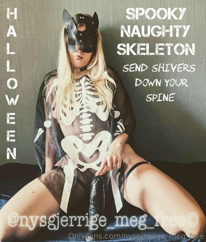 Happy halloween all of yah 👻
And cum with me on VIP 💋💦