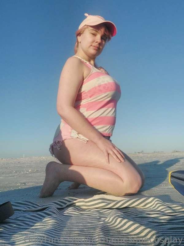 Beach day! 🏖️

Would have gotten more pics but this random d..