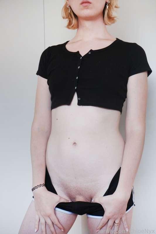 chloenyx image #2