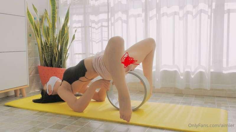 🧘Yoga wheel🔞【expose unconsciously🎬】