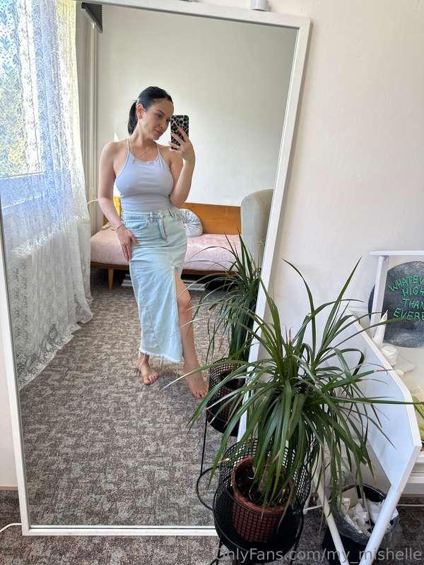 My look today with a little surprise😈😈 Do you want to know w..