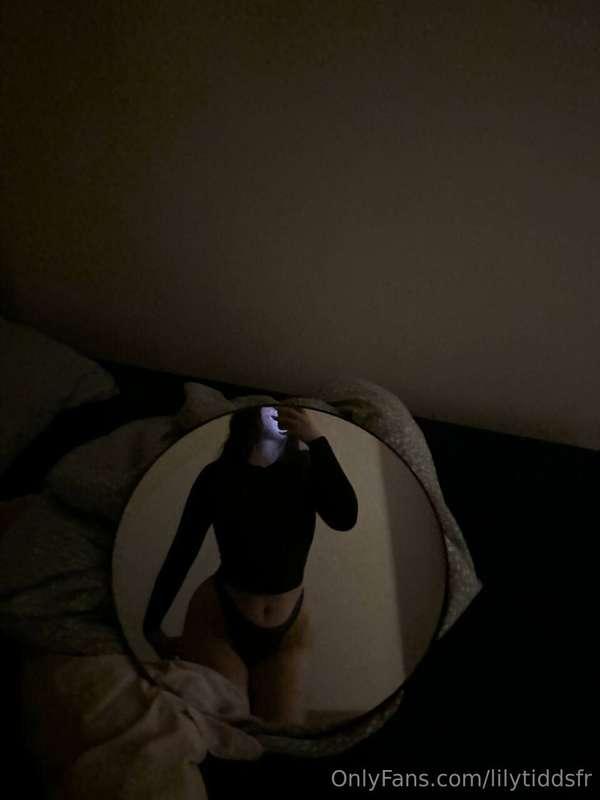 do u like girls with nice curves?  @lilytidds