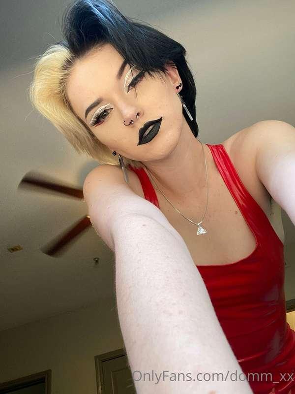 appreciate your dommy mommy on mother’s day 🔪❤️