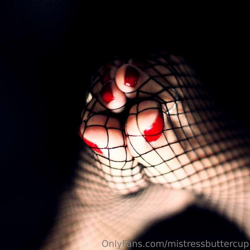 Is it weird? I like to take pictures of my feet, find the be..