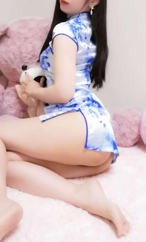 Pantyhose in Chinese dress❤️