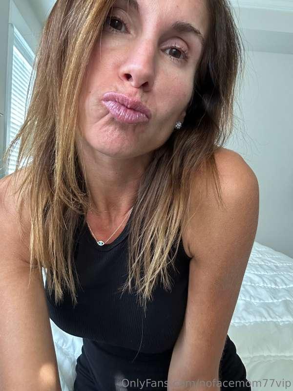Hope everyone is having a great day💋
