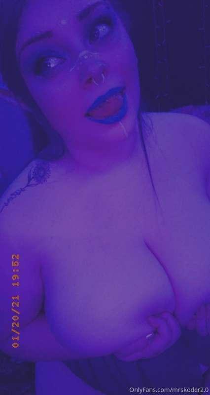 Cum to my other account!! 40% off for only 2 more days!!!! Y..