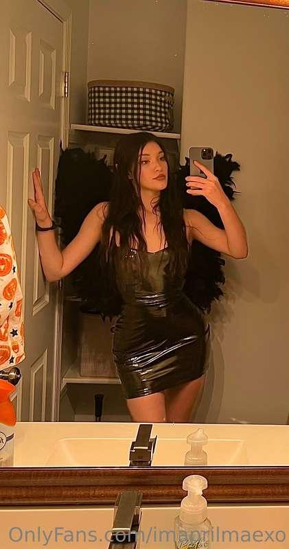 A day late.. but happy Halloween 🎃 👻