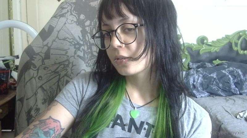 cyber_nyxie image #2