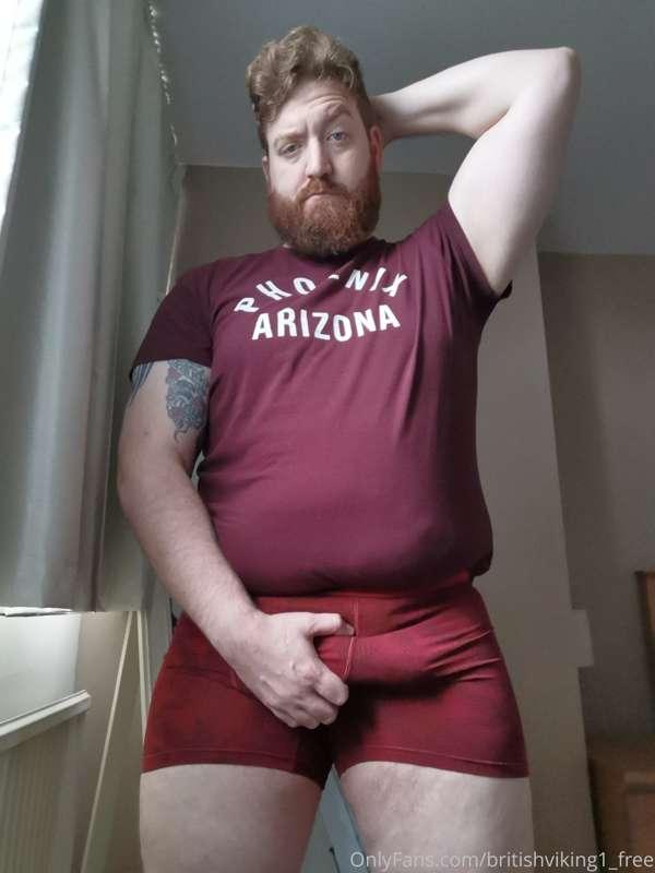 Happy Monday!!! Bulge for all!