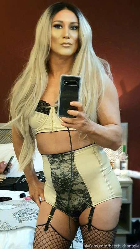 love this lingerie
