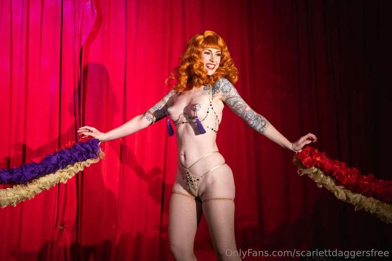 This month marks my 18th year as a burlesque performer!  

(..