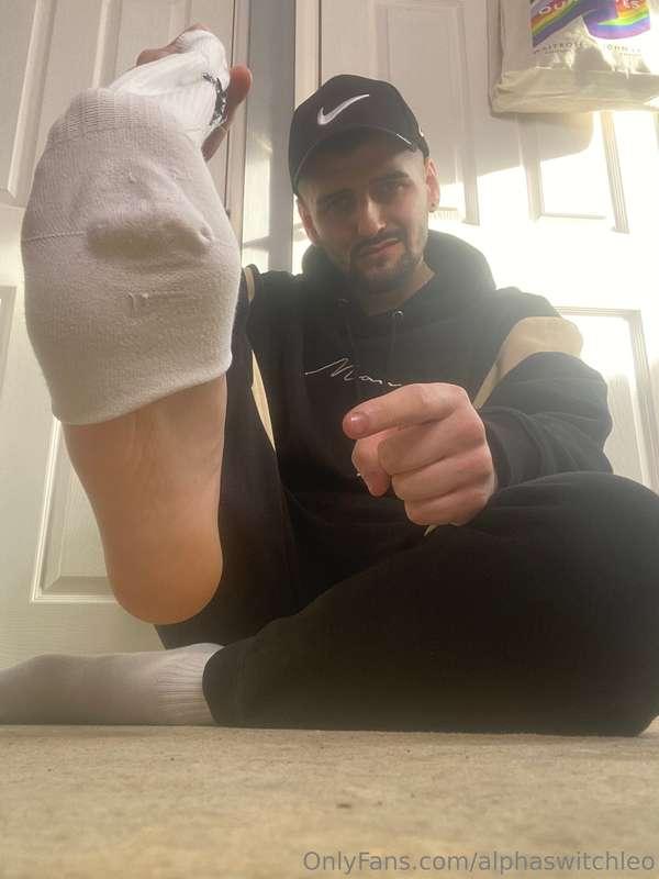 Get nice and weak for my perfect soles 😈