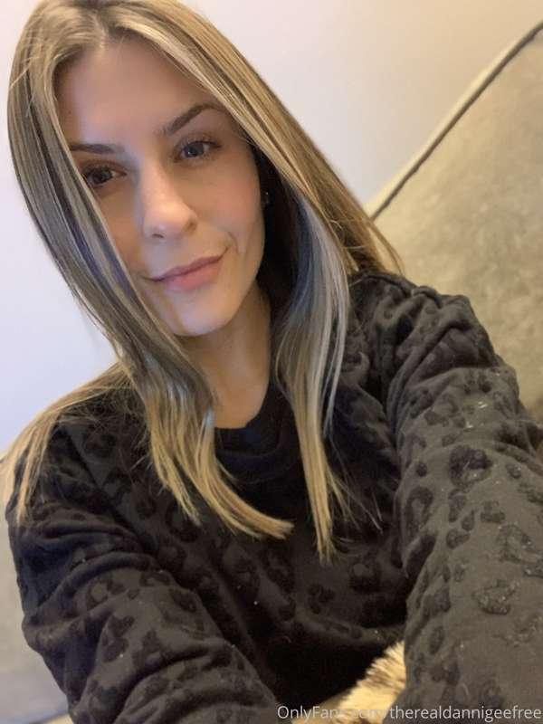 Do you like my new hairs?? 😜